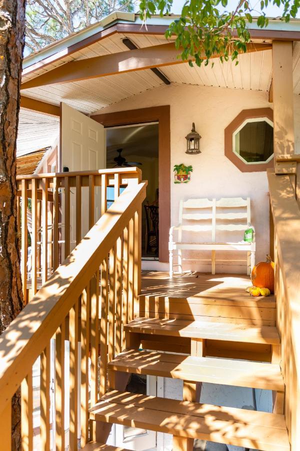 Home By Beach 5 - The Treehouse เนเปิลส์ ภายนอก รูปภาพ